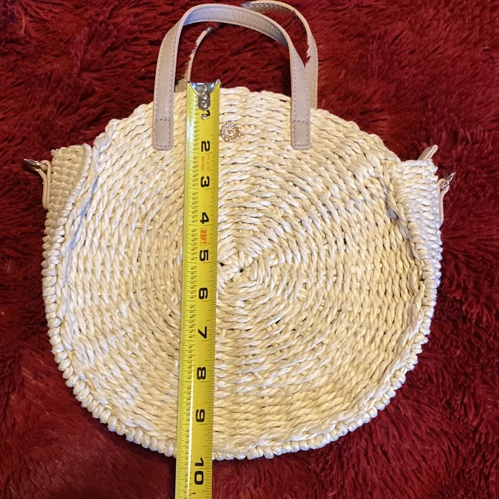 Lauren Conrad woven bag - Picture 8 of 9